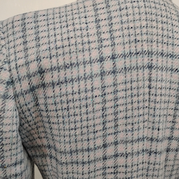 ESCADA PASTEL PLAID CASHMERE JACKET - Picture 10 of 11